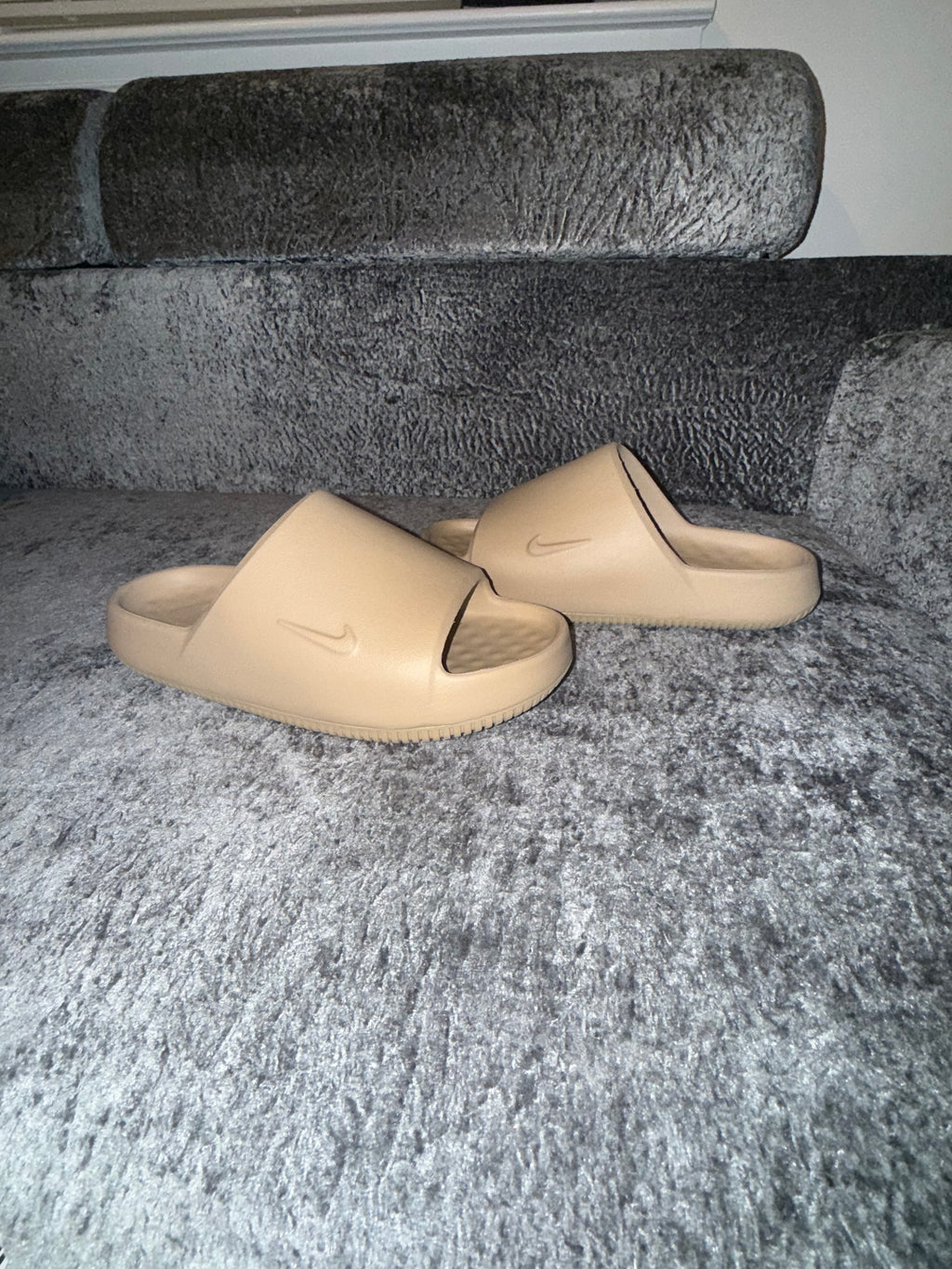 Nike Calm 2.0 slides Size 7 us Men